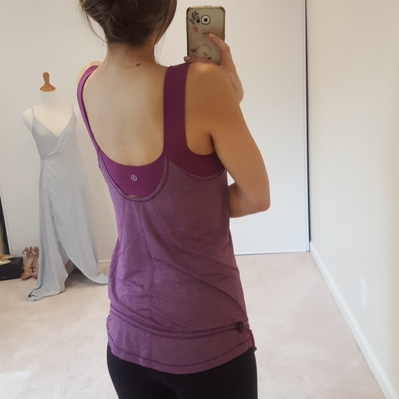 Lululemon AdjustableTop with Built in Bra - Picture 3 of 8